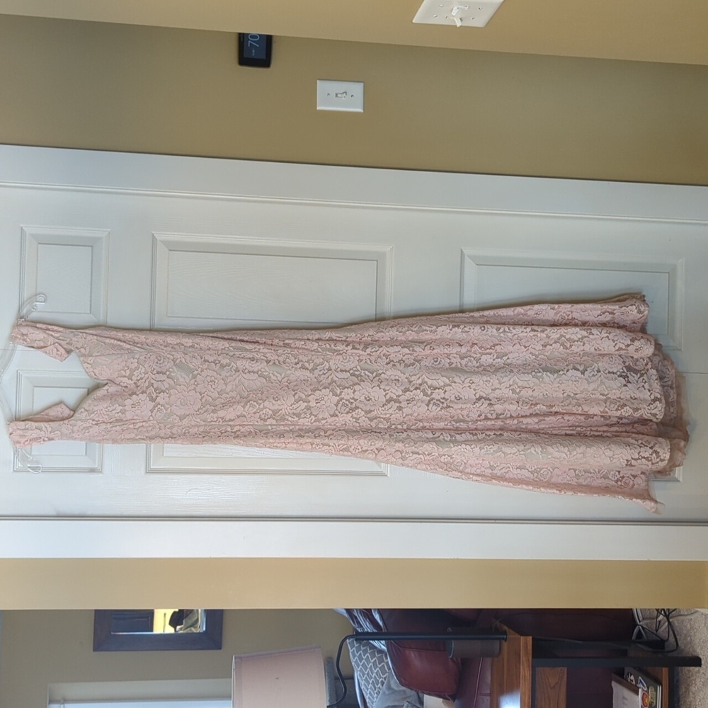 Pink lace dress (Juniors) Size 7